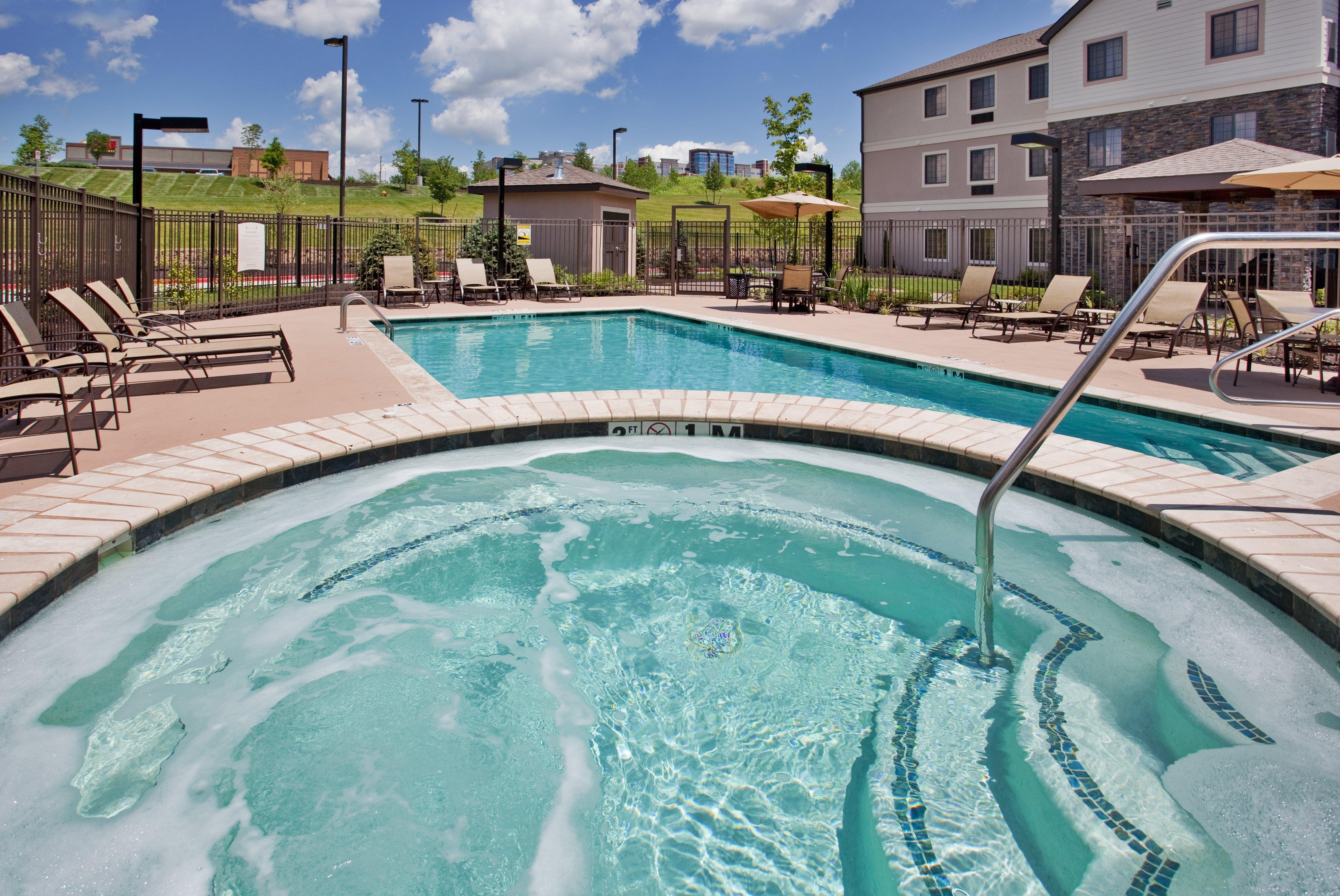 Staybridge Suites - Kansas City-Independence By Ihg Exterior photo